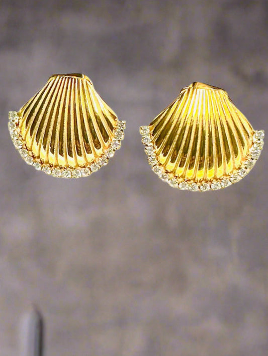 Royale Geometric Shell Stud Earrings