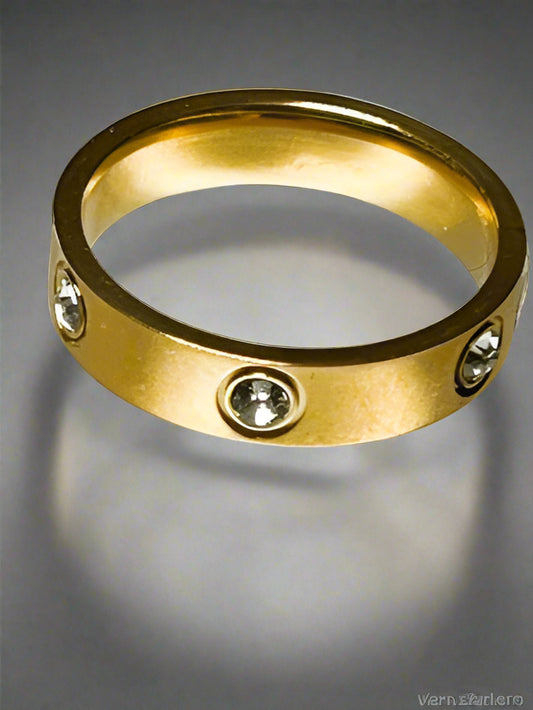 Golden Radiance Stone Ring